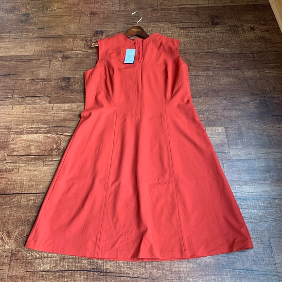 Lafayette 148 New York size 14 burgundy wool dress